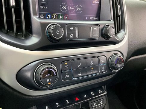 Used 2020 Chevrolet Colorado ZR2 image 32