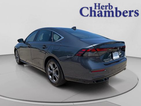 Used 2025 Honda Accord EX-L image 3