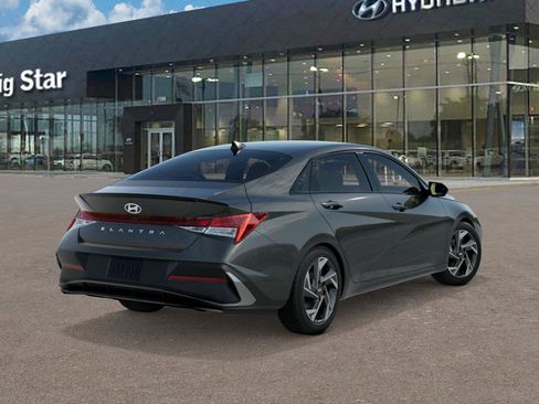 New 2026 Hyundai Elantra SEL Sport Premium image 4