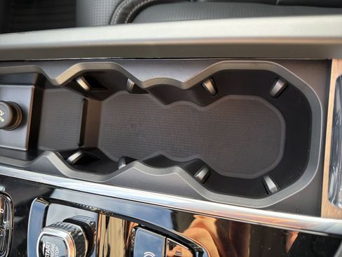 New 2026 Volvo XC60 B5 Ultra w/ Climate Package image 44