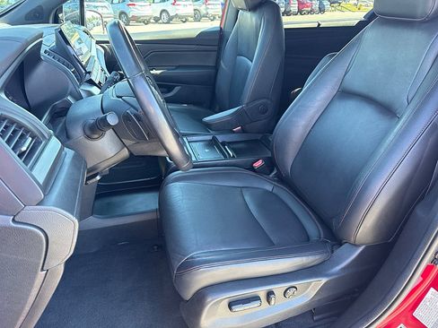 Used 2025 Honda Odyssey Sport-L image 13
