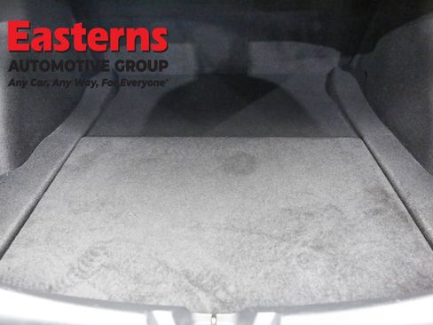 Used 2023 Tesla Model 3 Standard Range image 9