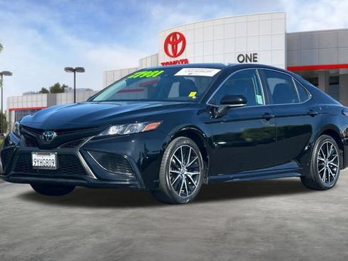 Certified 2023 Toyota Camry SE FWD image 10