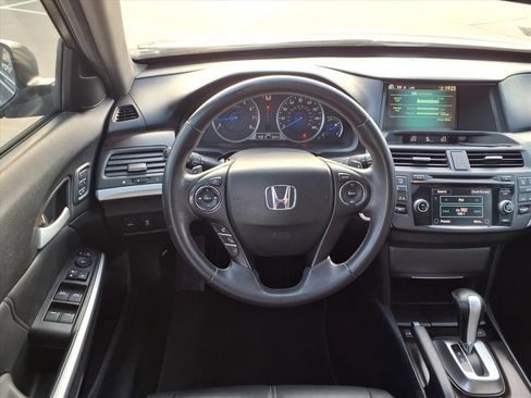 Used 2014 Honda Crosstour EX-L image 16