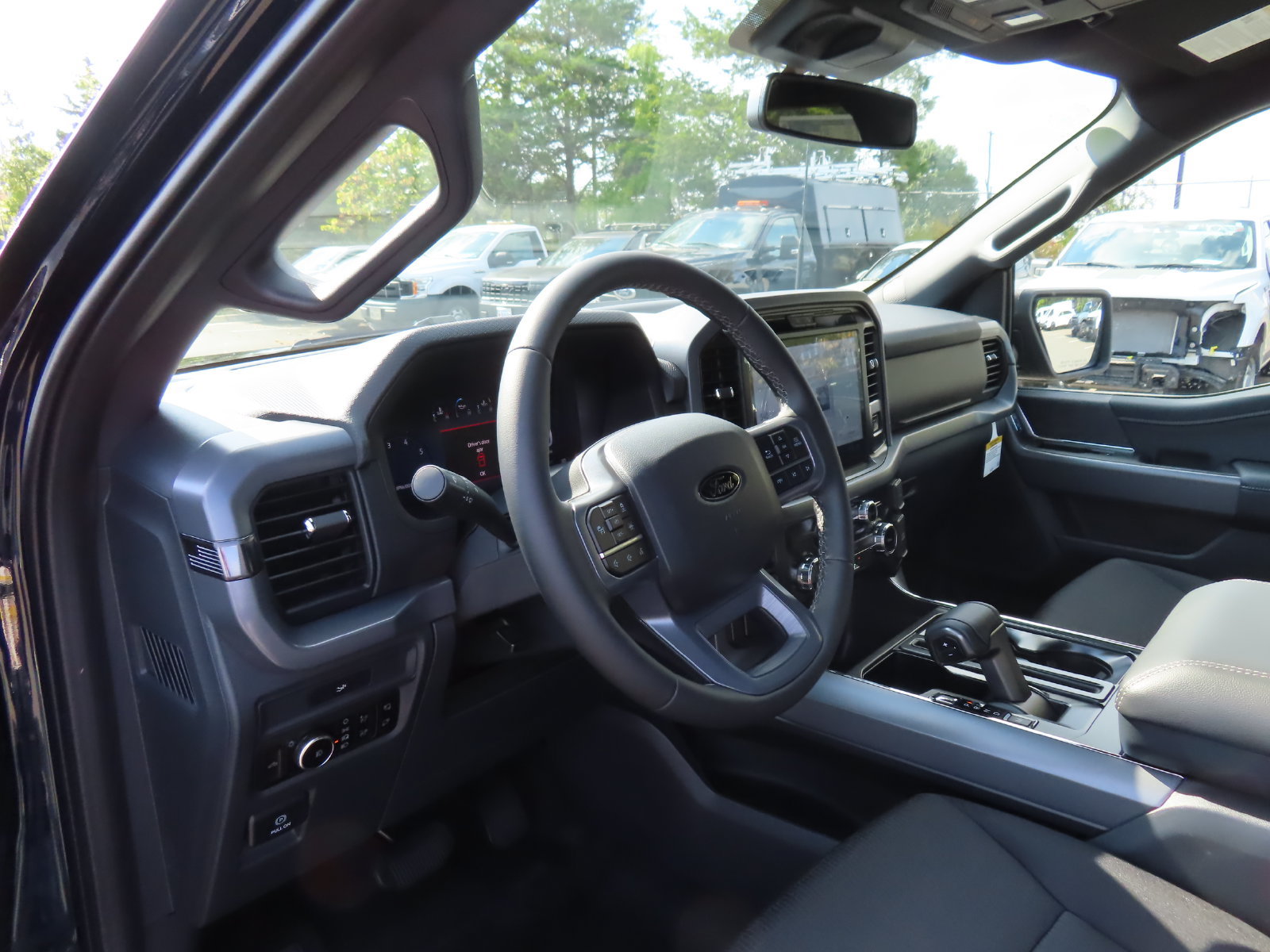 New 2026 Ford F150 XLT w/ Equipment Group 302A MID AWD/4WD image 10