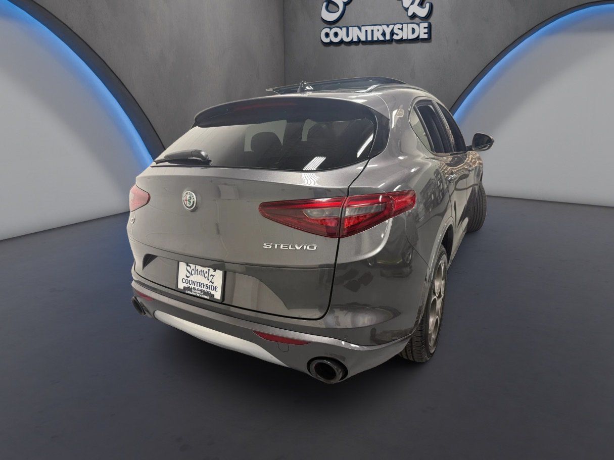 Certified 2023 Alfa Romeo Stelvio Ti AWD/4WD image 10