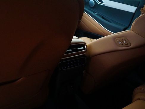 New 2025 Genesis GV80 3.5T Prestige image 18