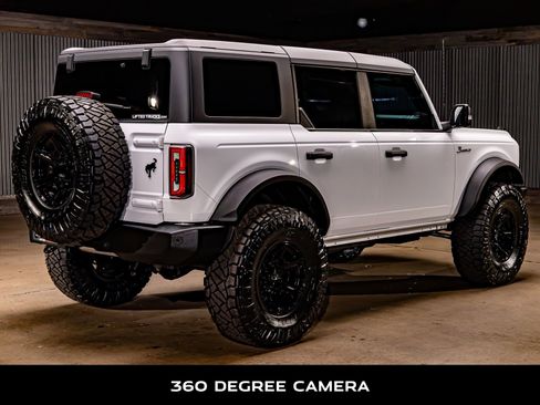 Used 2023 Ford Bronco Wildtrak image 10