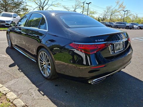 Certified 2022 Mercedes-Benz S 580 4MATIC Sedan image 4
