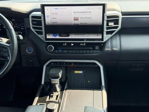 Used 2023 Toyota Tundra Platinum AWD/4WD image 14