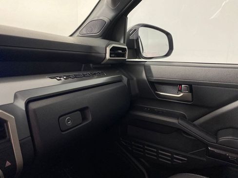 Used 2024 Toyota Tacoma TRD Off-Road w/ TRD Off Road Upgrade Package image 28