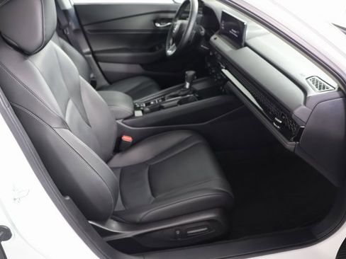 Used 2025 Honda Accord Touring image 25