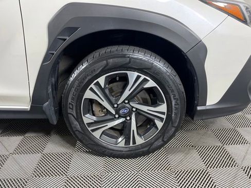 Used 2024 Subaru Crosstrek 2.0i Premium AWD/4WD image 9