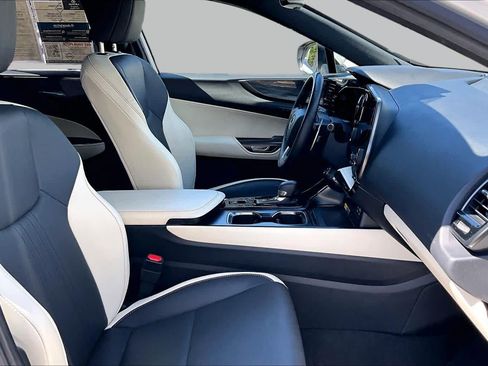 Used 2024 Lexus NX 350 AWD image 9