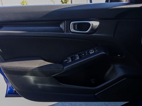 Used 2023 Honda Civic Sport image 22