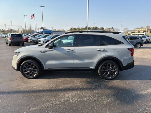 Used 2023 Kia Sorento SX Prestige image 6