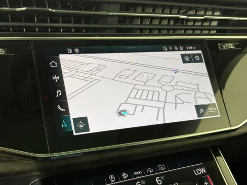 Certified 2022 Audi Q8 Premium Plus image 29