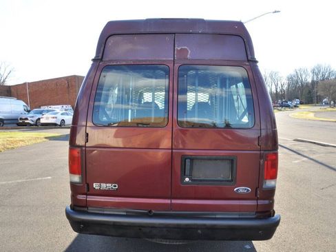 Used 2005 Ford E-350 and Econoline 350 XL RWD image 15