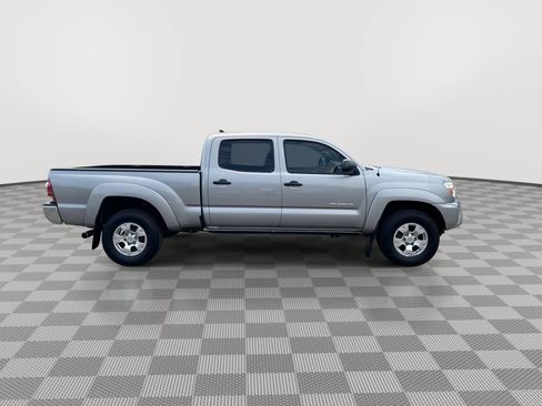 Used 2015 Toyota Tacoma 4x4 Double Cab w/ SR5 Package image 13