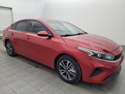 Used 2024 Kia Forte LXS FWD image 11