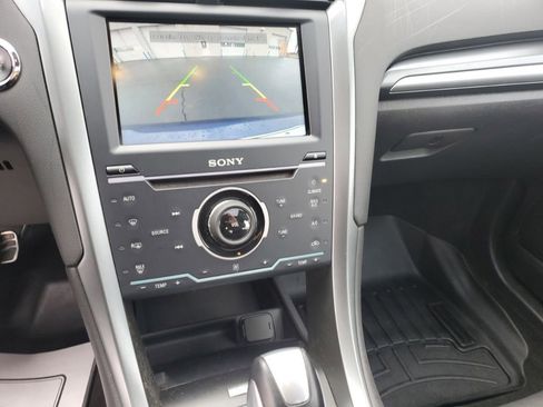 Used 2014 Ford Fusion Titanium image 22