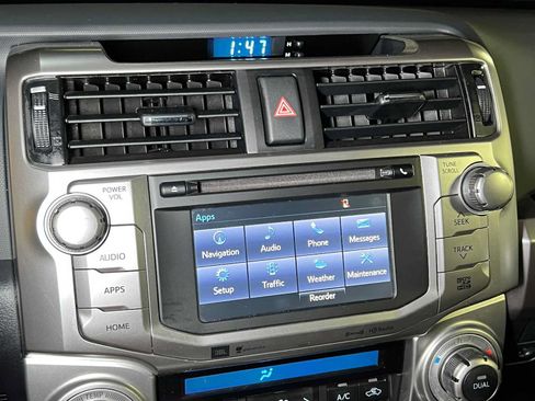 Used 2018 Toyota 4Runner Limited AWD/4WD image 40