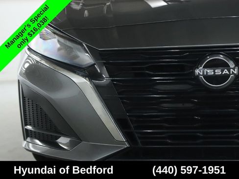 Used 2024 Nissan Altima 2.5 S FWD image 6