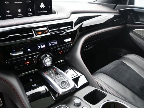 Used 2023 Acura MDX A-Spec image 4