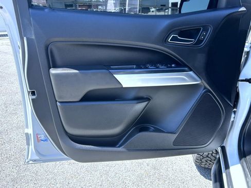 Used 2020 Chevrolet Colorado ZR2 AWD/4WD image 9