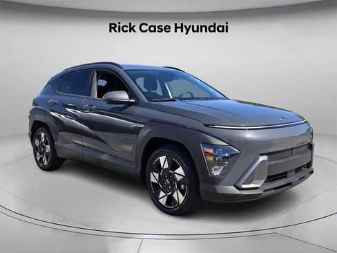 Used 2024 Hyundai Kona SEL w/ Convenience Package image 9