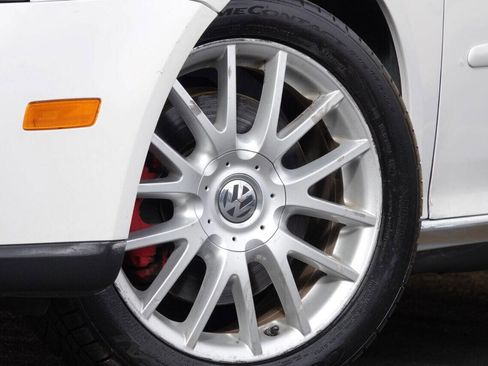 Used 2007 Volkswagen GTI 4-Door FWD image 10