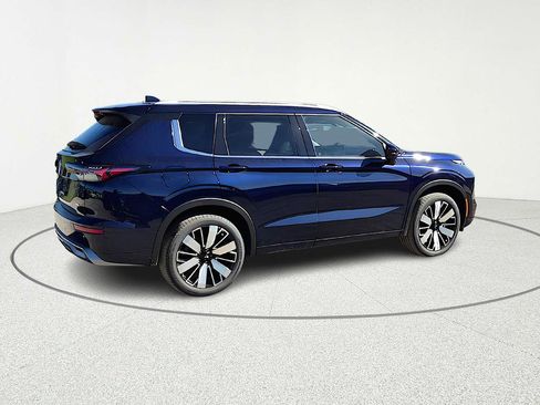 New 2026 Mitsubishi Outlander SEL FWD image 7