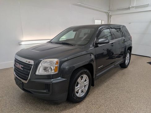 Used 2017 GMC Terrain SLE AWD/4WD image 2