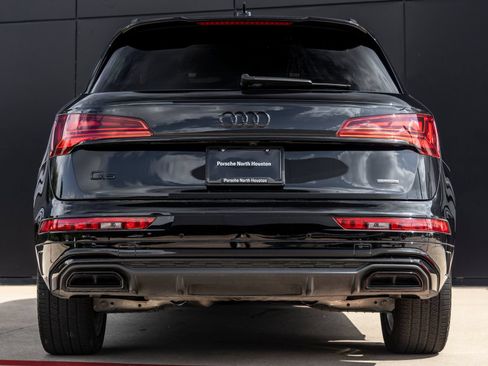 Used 2023 Audi Q5 2.0T Premium Plus w/ Premium Plus Package AWD/4WD image 7