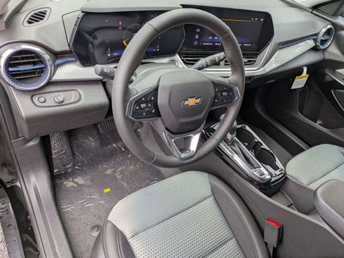 New 2026 Chevrolet Trax LT image 10