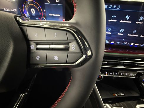 New 2026 Chevrolet Traverse RS AWD/4WD image 18