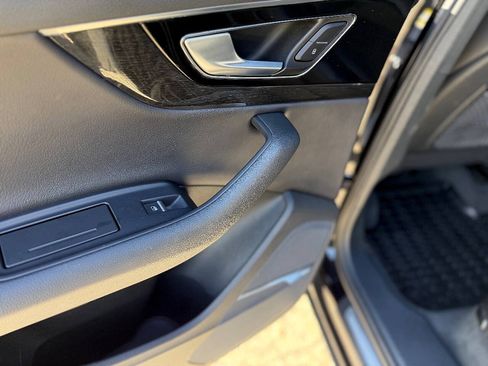 Used 2017 Audi Q7 3.0T Premium Plus image 19