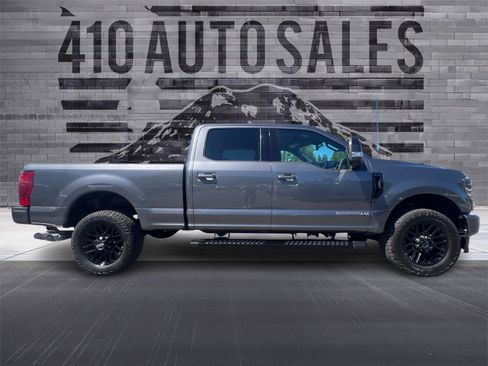 Used 2021 Ford F250 Lariat image 2