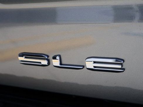 New 2026 GMC Sierra 1500 SLE w/ Preferred Package RWD image 6