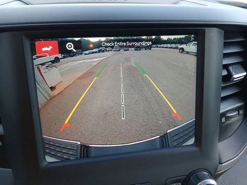 Used 2024 RAM 3500 Tradesman w/ Chrome Appearance Group image 47