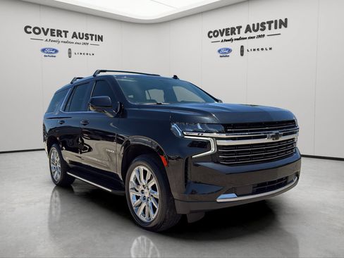 Used 2021 Chevrolet Tahoe LT w/ Rear Media and Nav Package AWD/4WD image 6