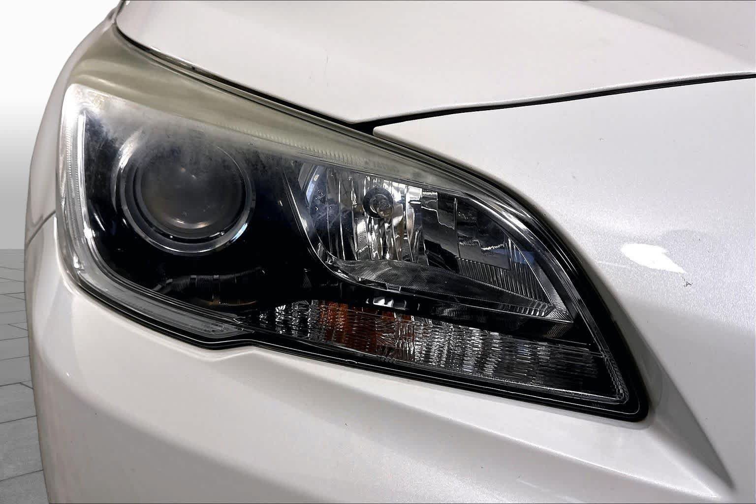 Used 2016 Subaru Legacy 2.5i Premium w/ Moonroof Package AWD/4WD image 26