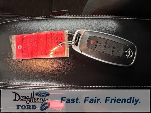 Used 2024 Nissan Kicks SV image 46