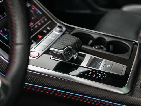 Used 2020 Audi RS Q8 w/ Carbon Optic Package AWD/4WD image 31