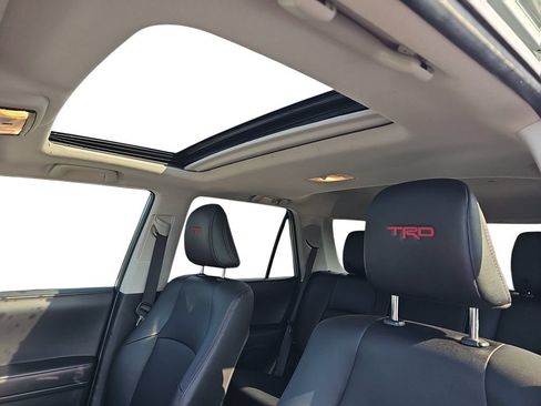Used 2023 Toyota 4Runner TRD Off-Road Premium w/ Moonroof Package AWD/4WD image 29