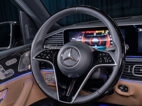 New 2026 Mercedes-Benz GLS 450 4MATIC image 16