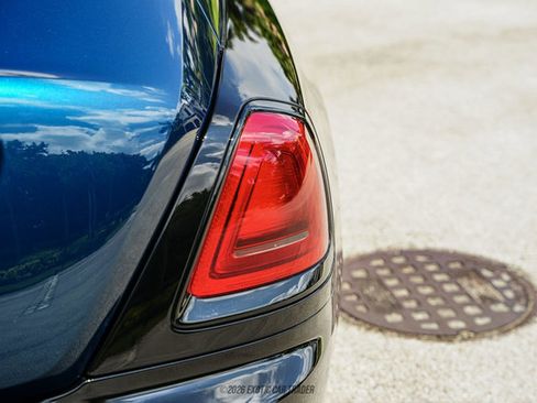 Used 2019 Rolls-Royce Wraith RWD image 75