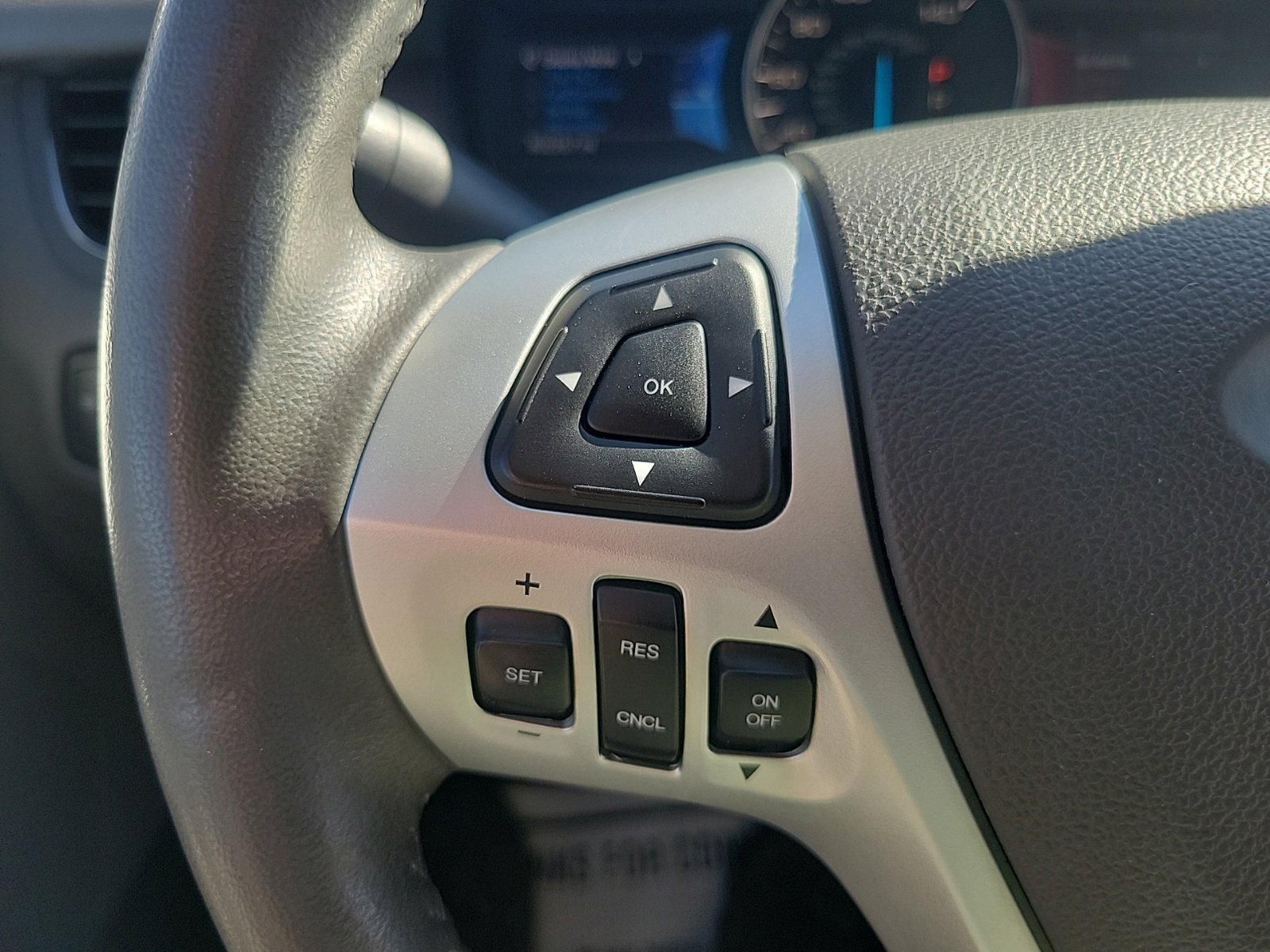 Used 2013 Ford Edge Limited FWD image 26