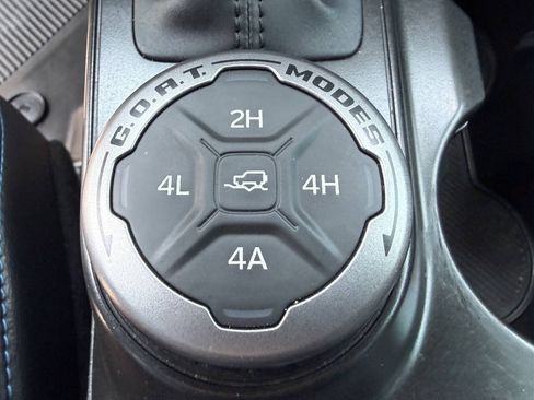Used 2021 Ford Bronco Outer Banks w/ Sasquatch Package AWD/4WD image 4