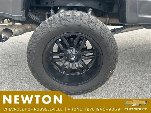 Used 2019 Ford F250 Lariat w/ Lariat Ultimate Package AWD/4WD image 17